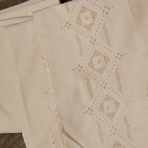 Vintage Cannon Comfortcale 250 thread 60 cotton 40 polyester Twin cream 2pc set